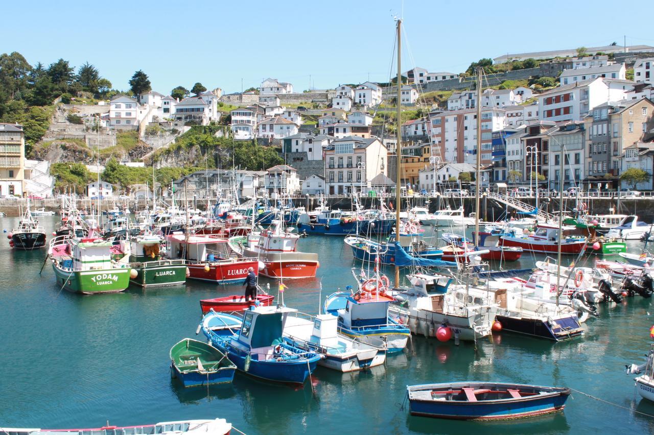 Apartamentos Turisticos Vistademar Luarca Esterno foto