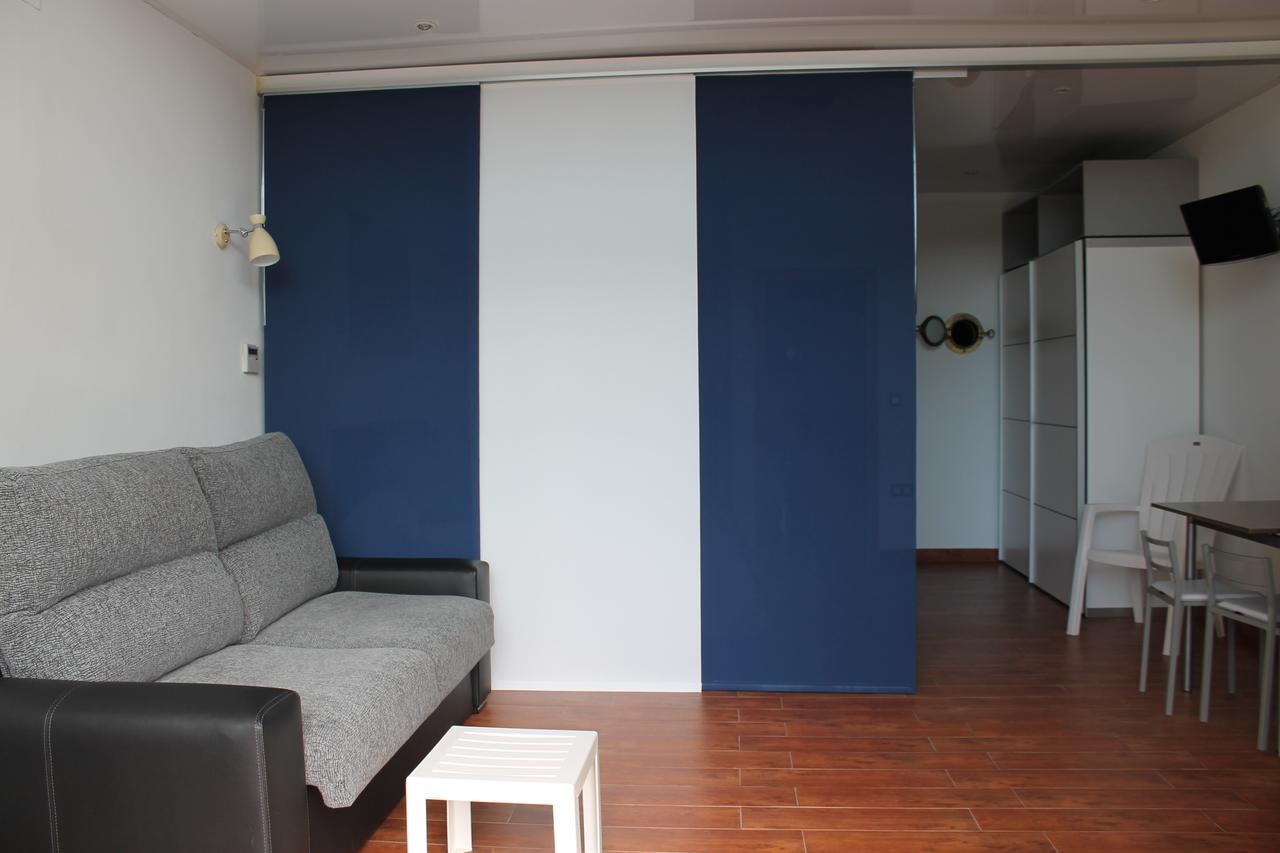 Apartamentos Turisticos Vistademar Luarca Esterno foto