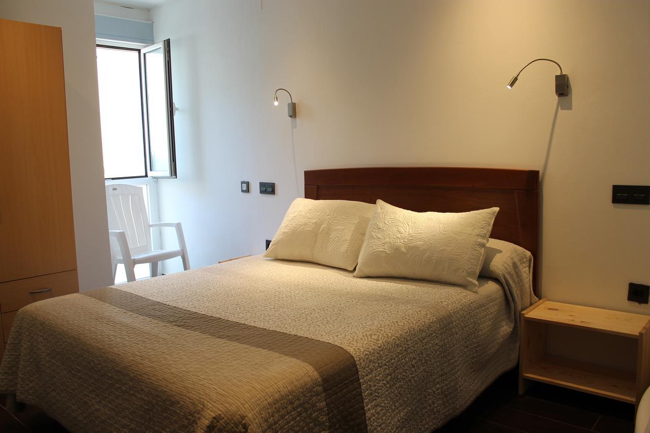 Apartamentos Turisticos Vistademar Luarca Esterno foto
