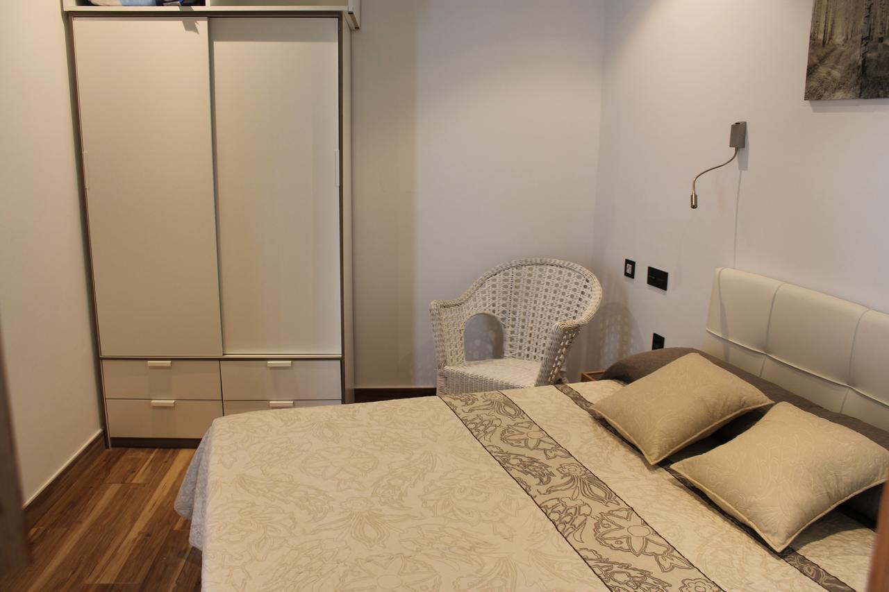 Apartamentos Turisticos Vistademar Luarca Esterno foto