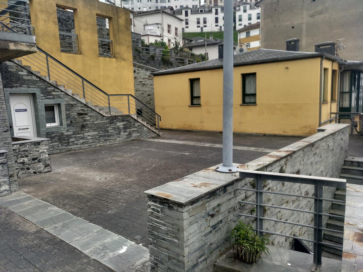 Apartamentos Turisticos Vistademar Luarca Esterno foto