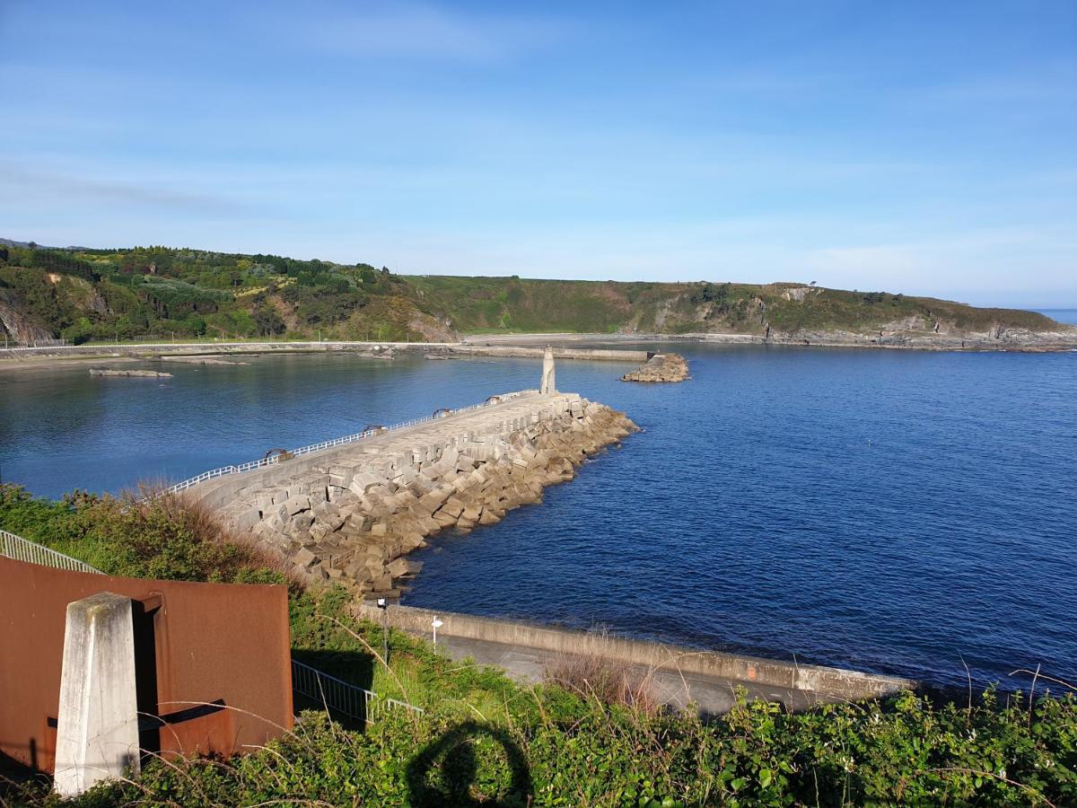 Apartamentos Turisticos Vistademar Luarca Esterno foto